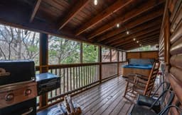 4-Bedroom Retreat with Hot Tub