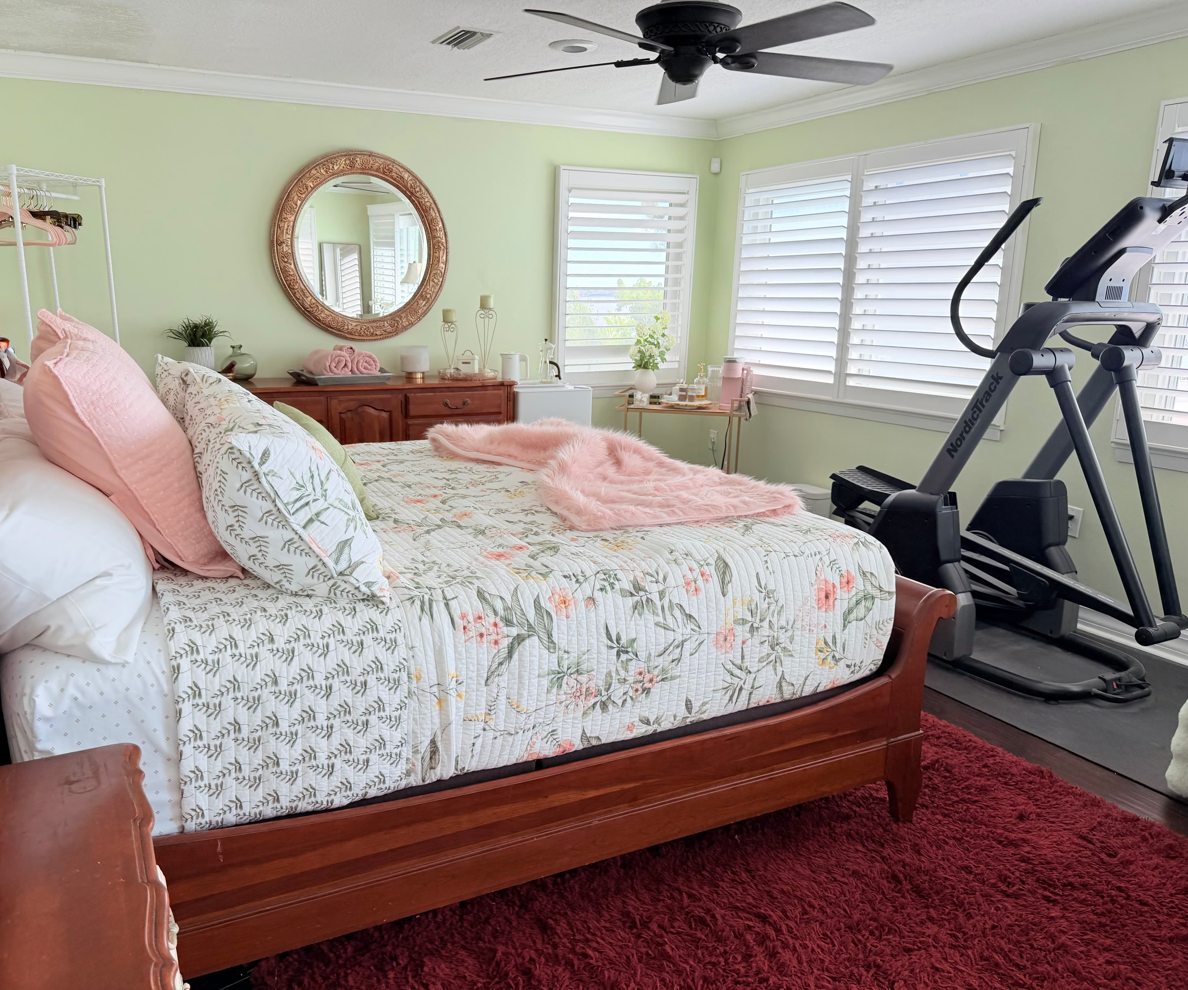 The Flamingo Suite