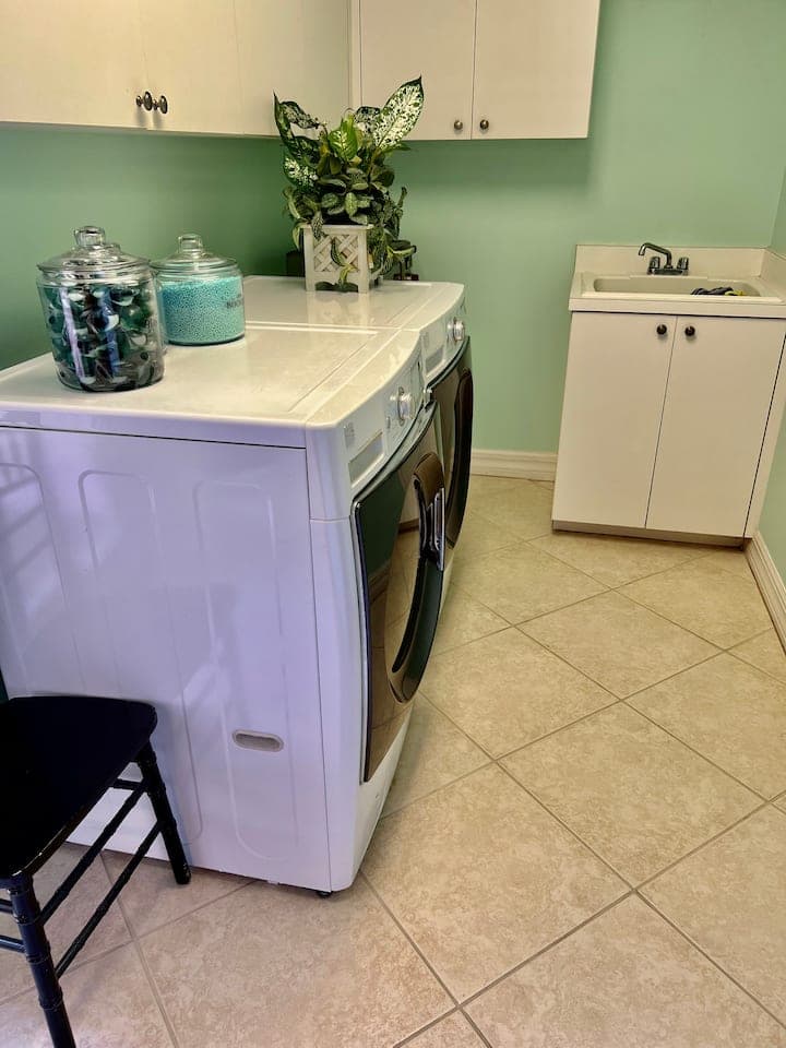 Gallery Image 52