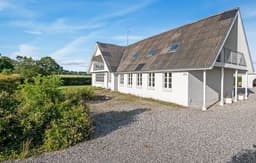 "Pauna" - 2.5km from the sea