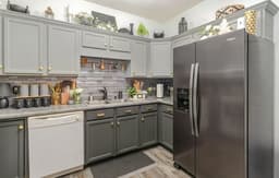 Stylish 2BR Townhome w/ Garage & Patio | Perfect for Stays or Assignments