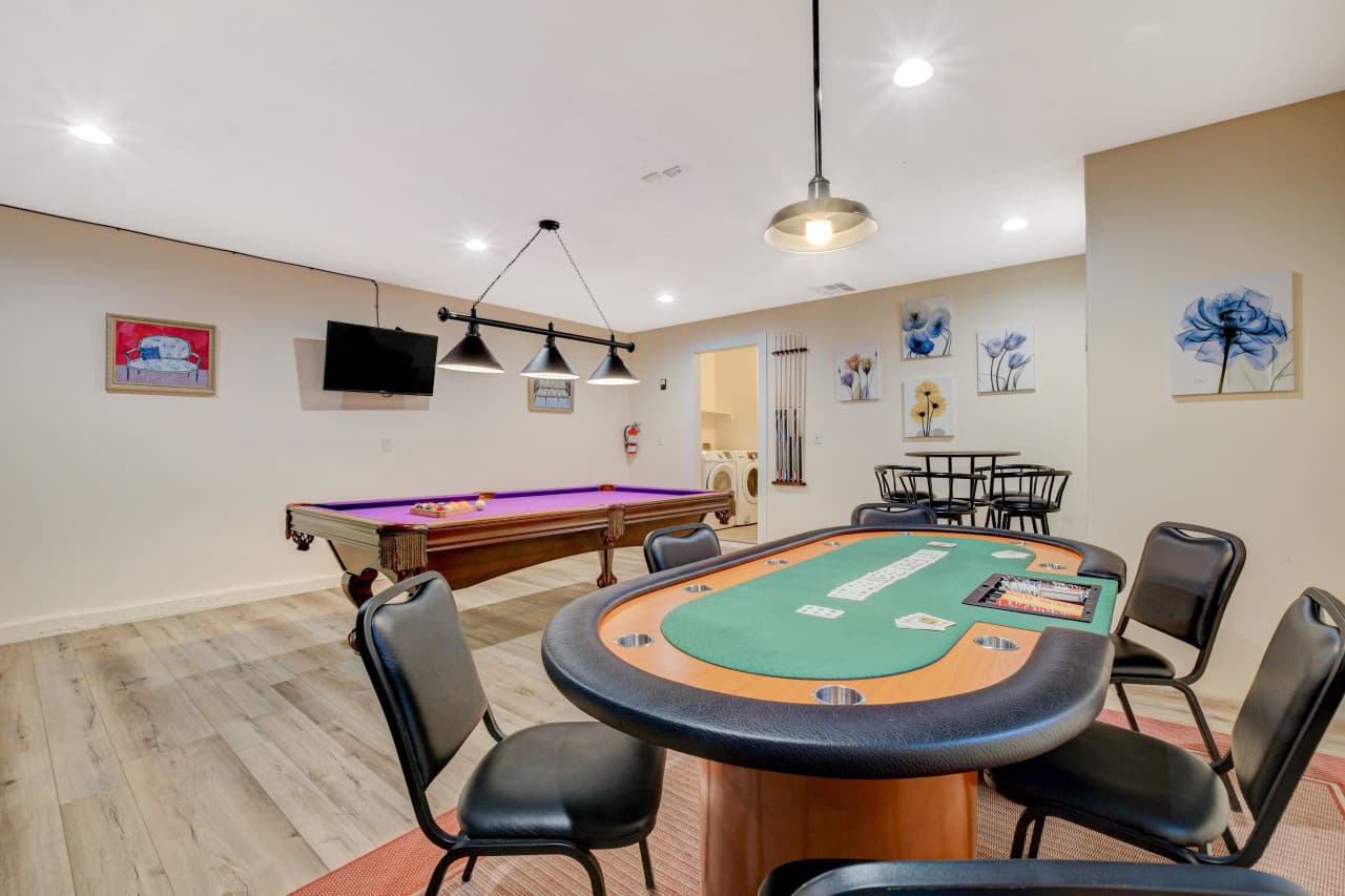 9121 Dolente Ave 56.jpg