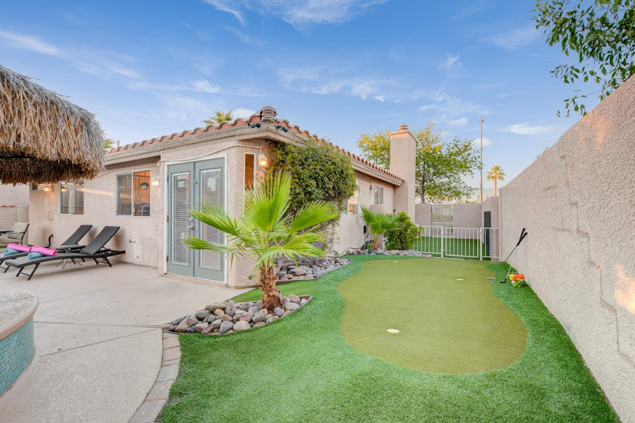 9121 Dolente Ave 76.jpg