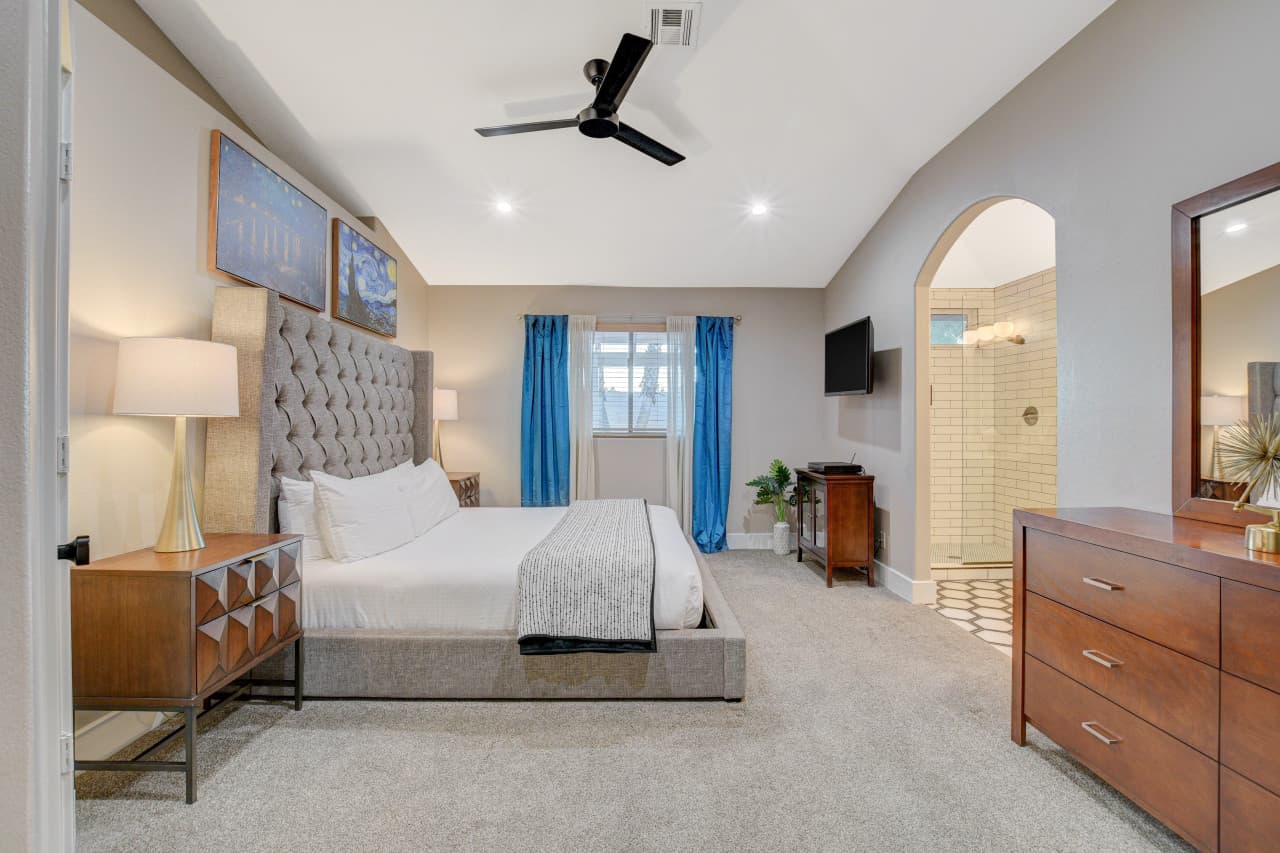 9121 Dolente Ave 30.jpg