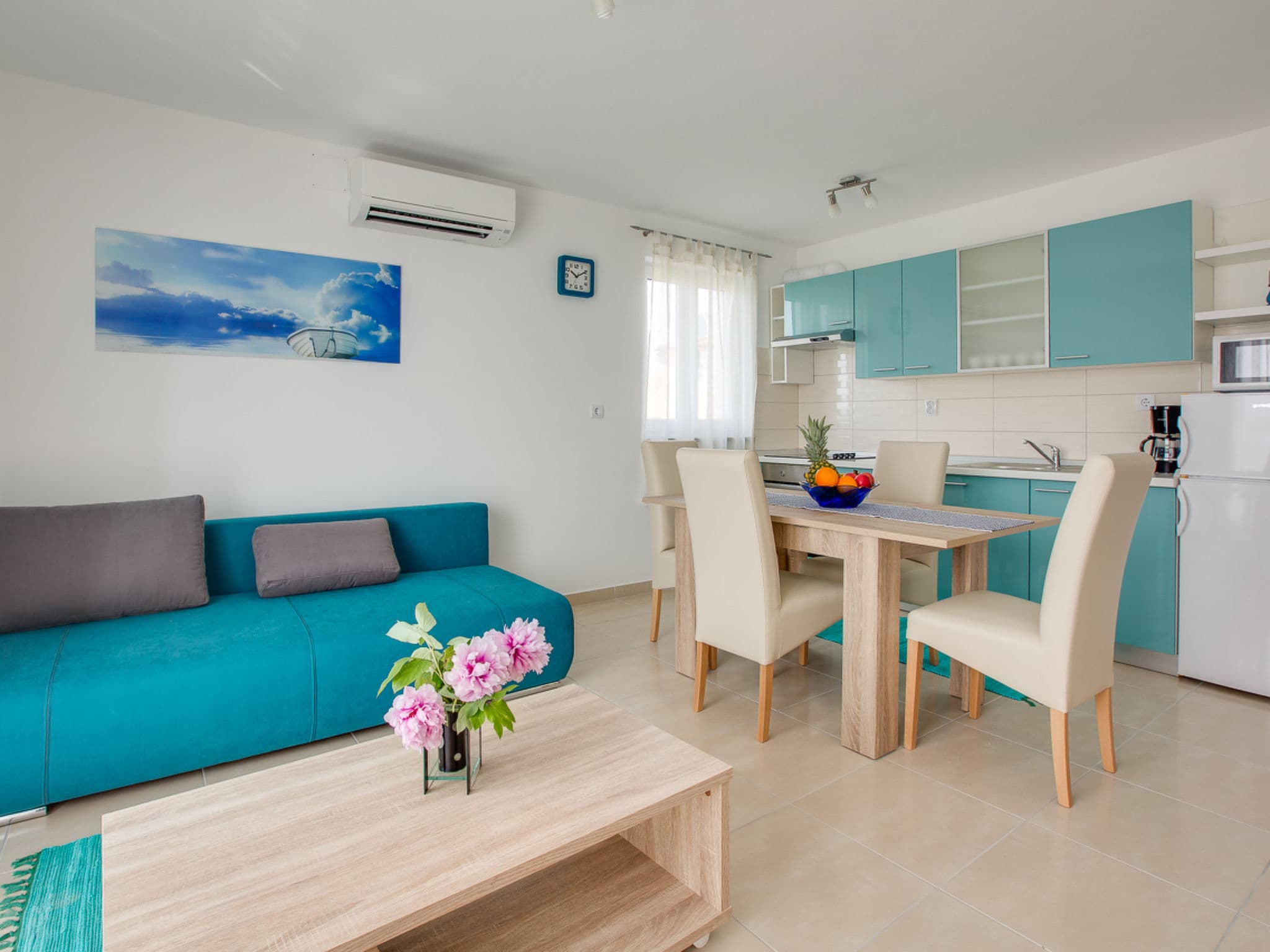 Kitchen / Dining Room
