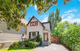 Little Italy Home | 4BD | Parking