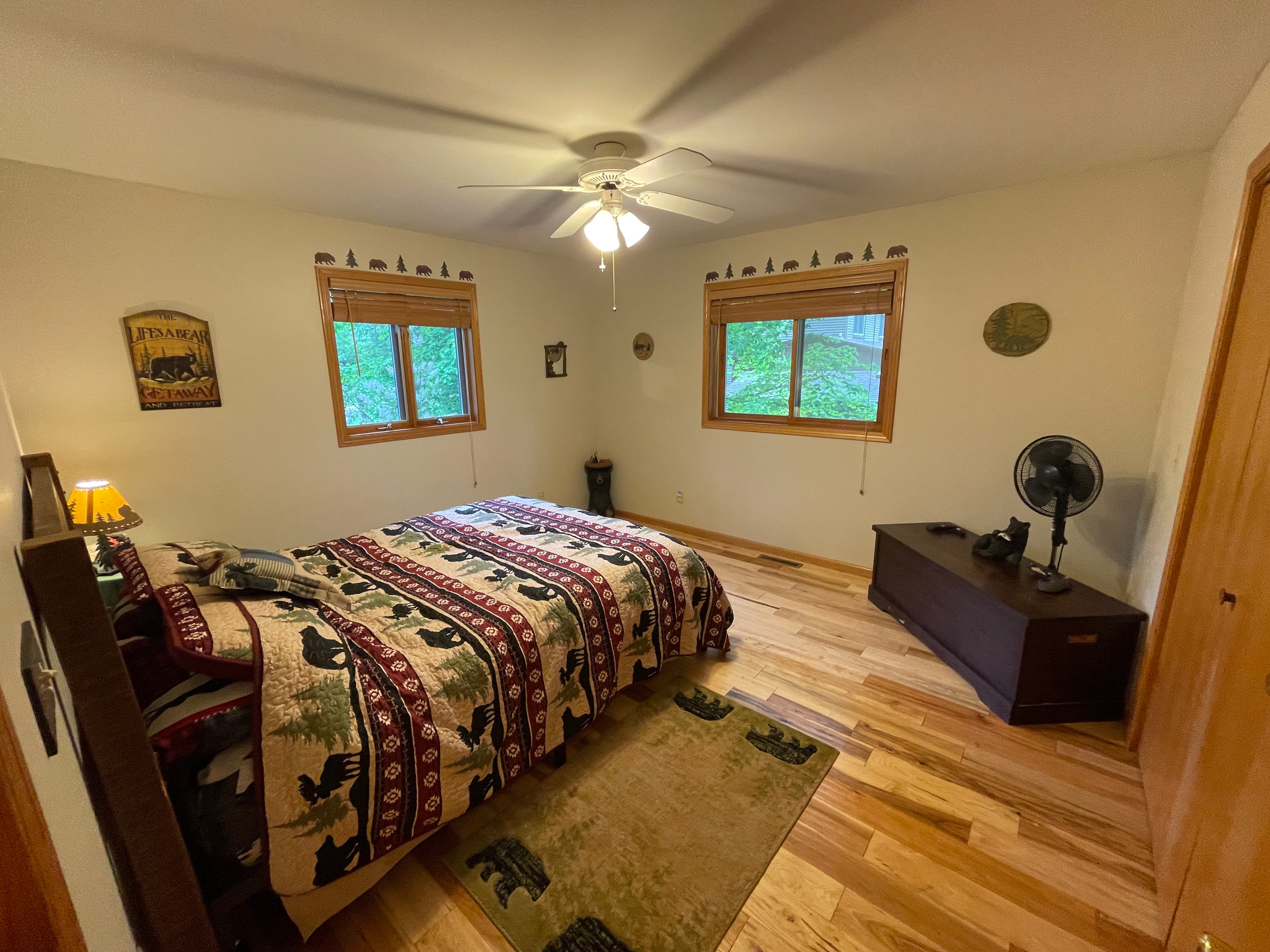 Main floor "Bear" bedroom with hickory floors