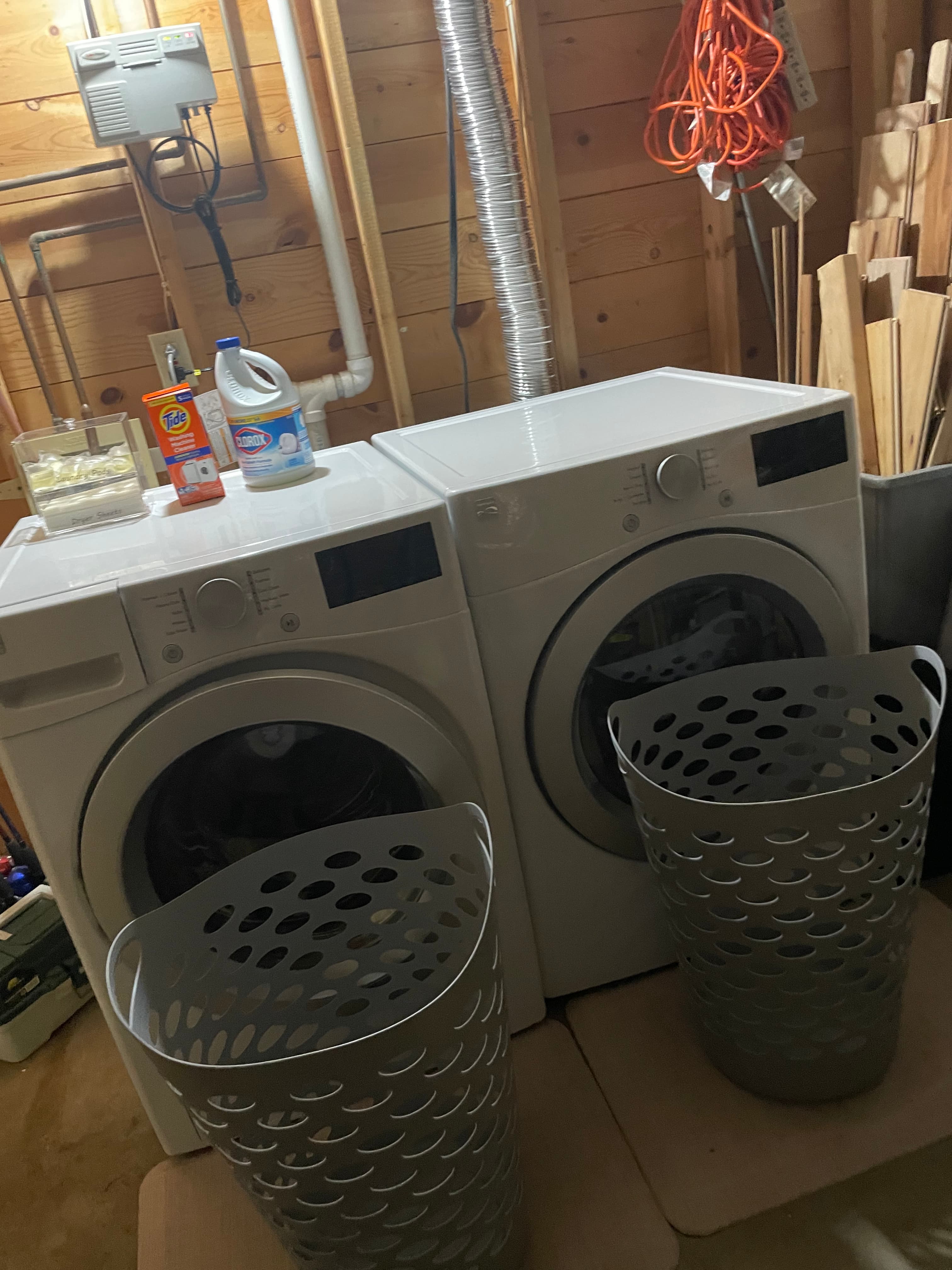Laundry room area in basement