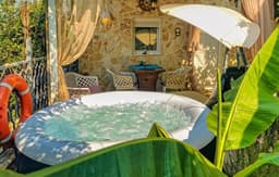 Schönes Apartment mit Whirlpool, Grill und Garten