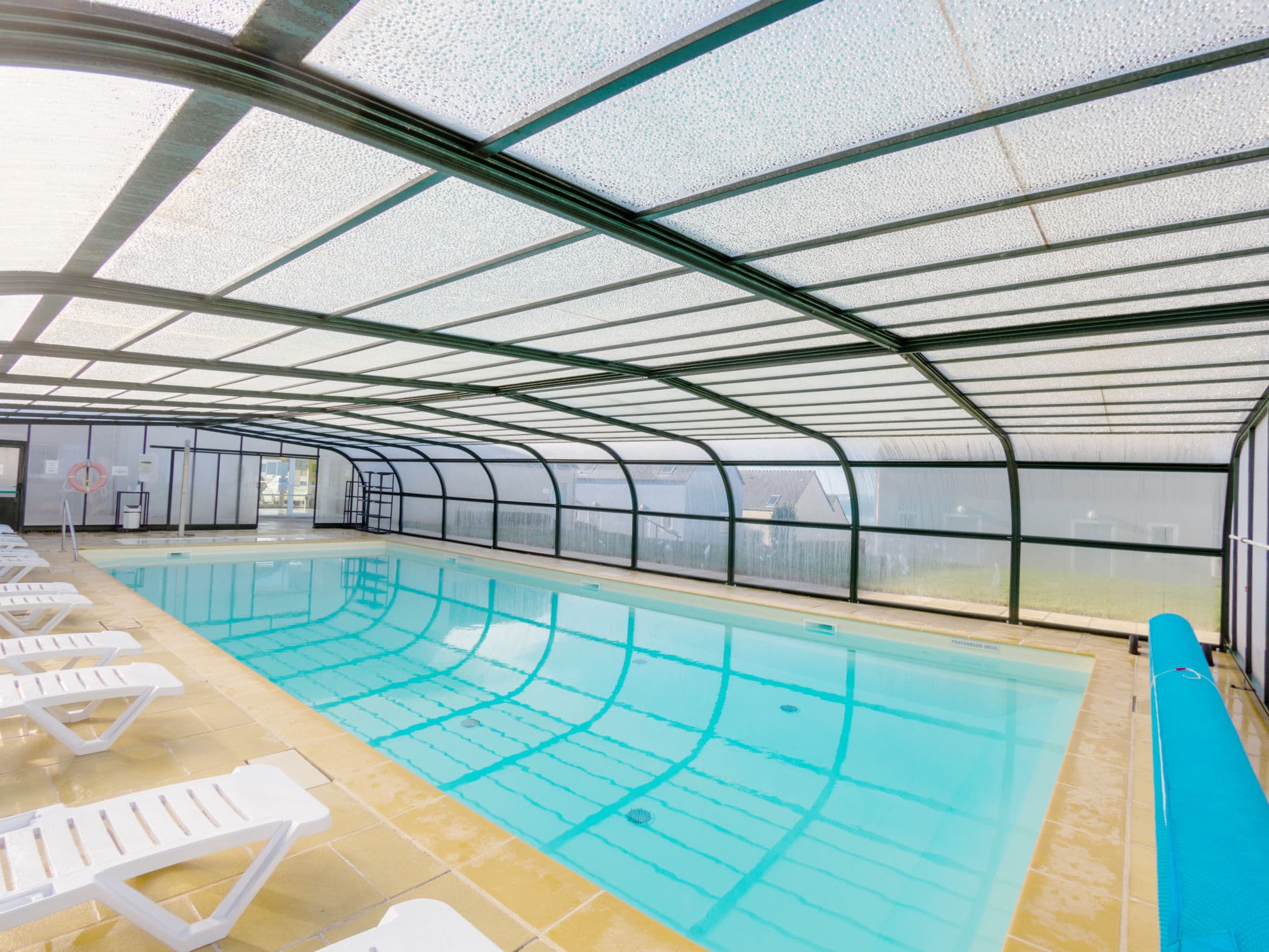 Pool Indoor