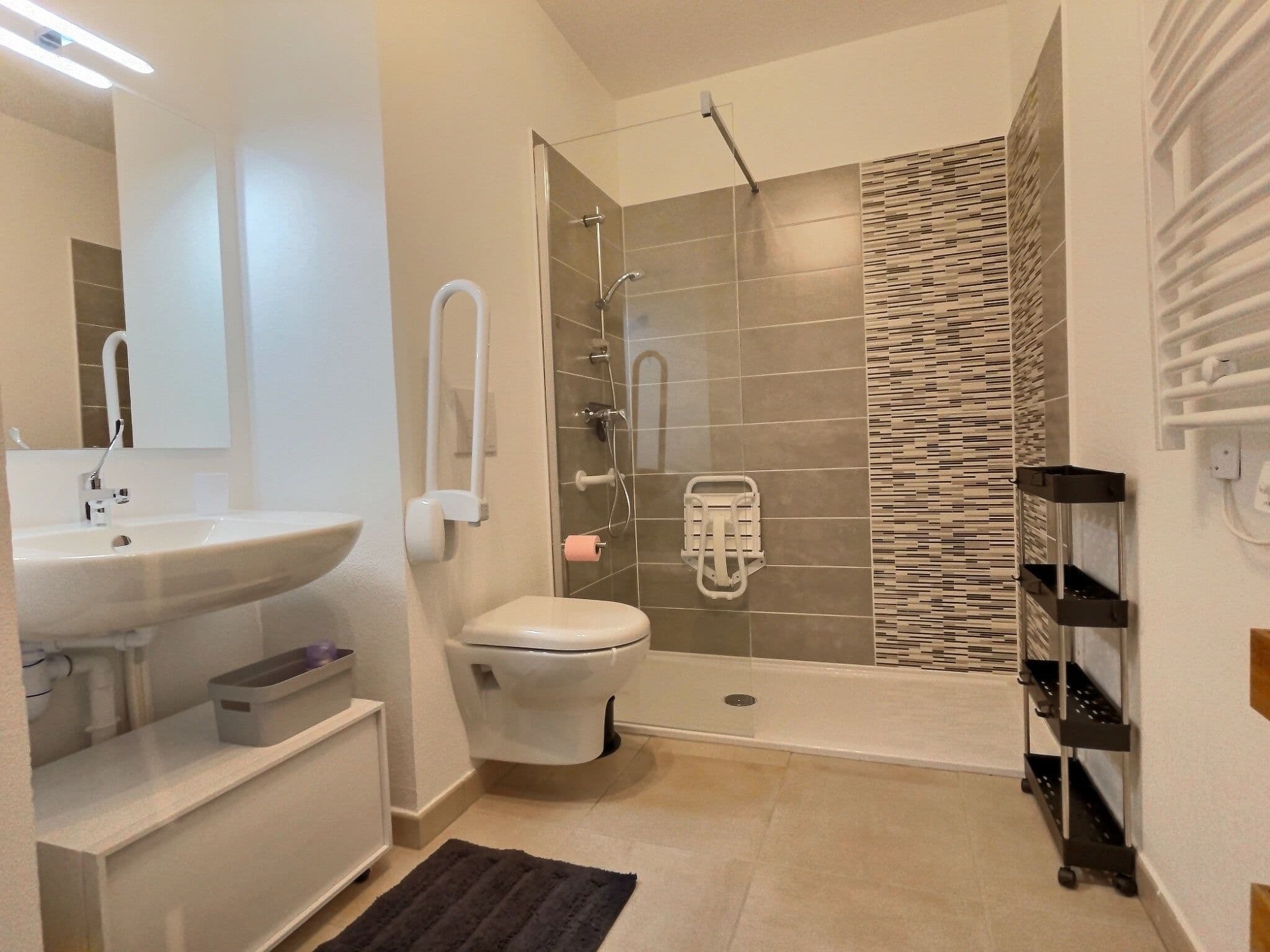Bathroom / Wellness