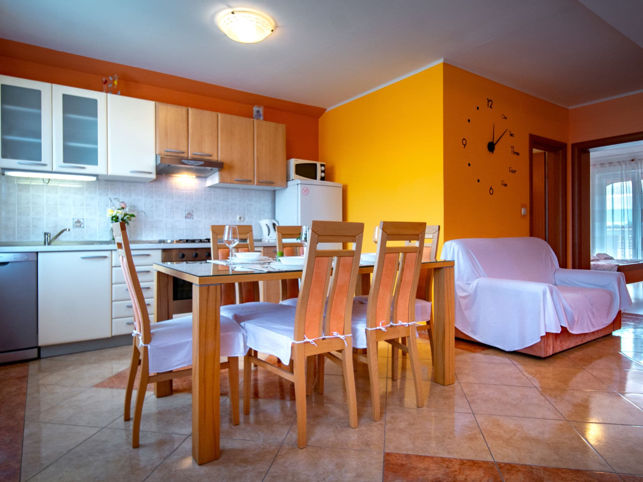 Kitchen / Dining Room