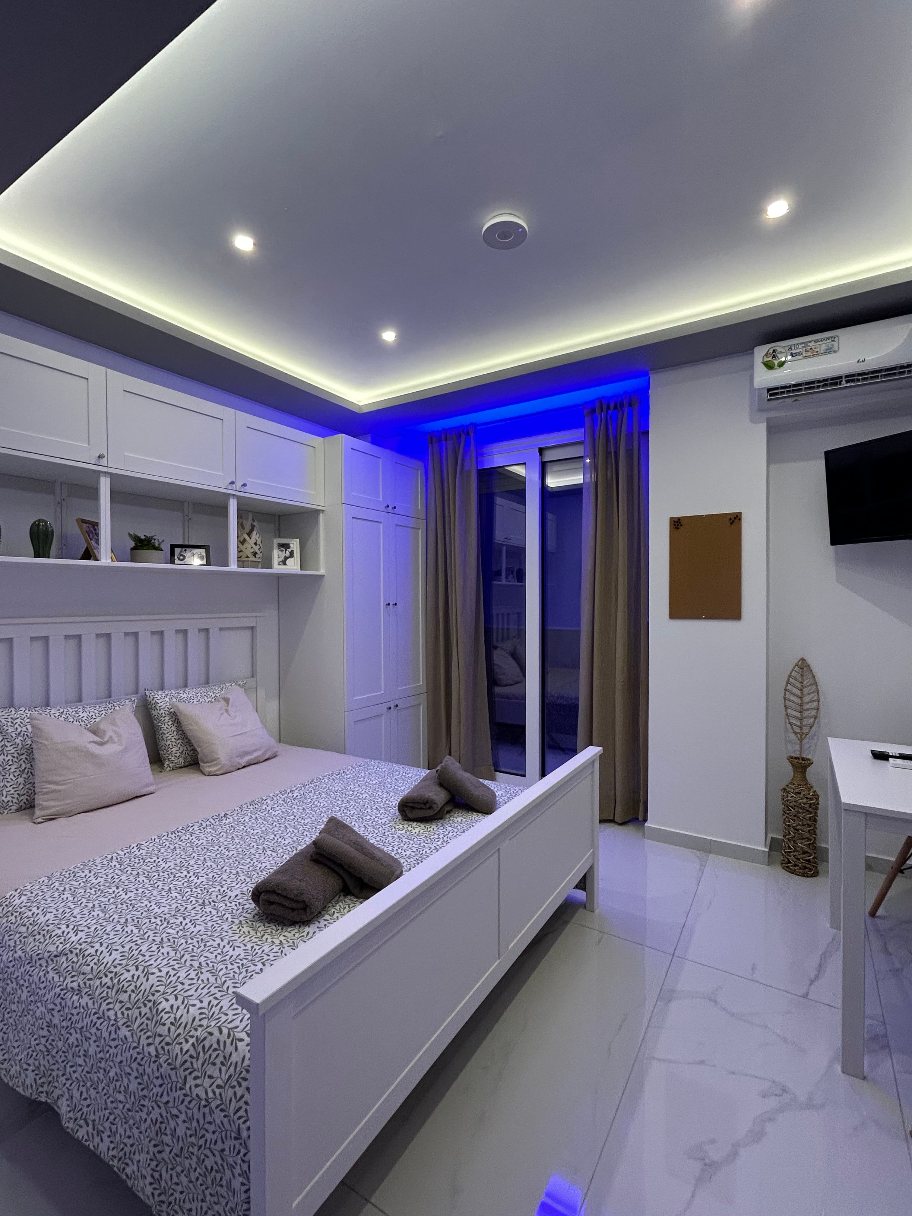Studio - with ambient lighting