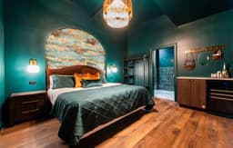 Hollyhock Suite 411: 1 bed/1 bath