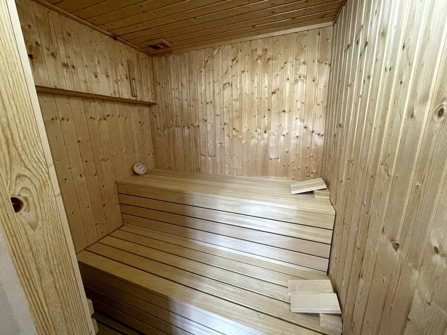 Sauna in separate building