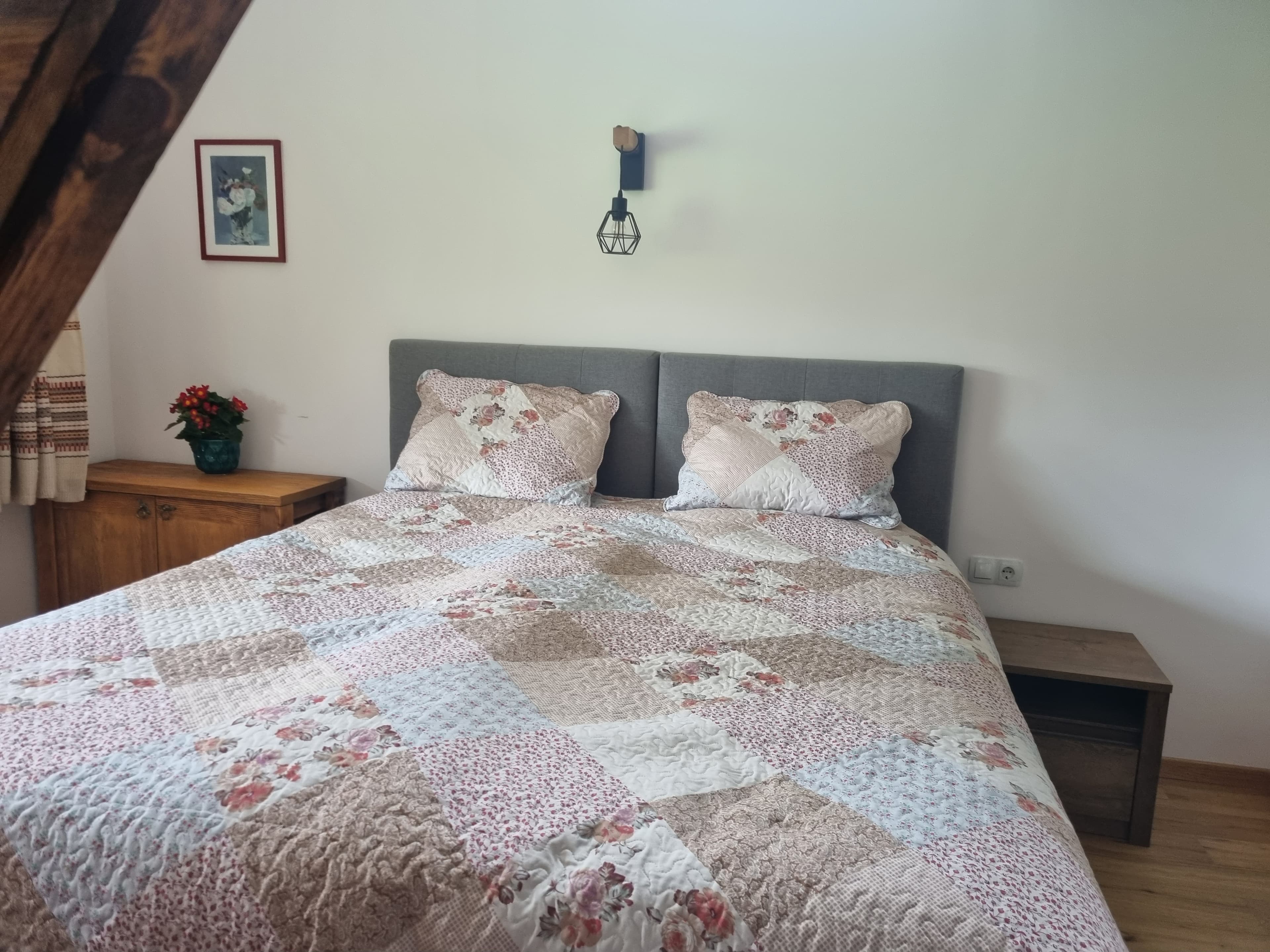 Bedroom 2, can be put as 2 singles