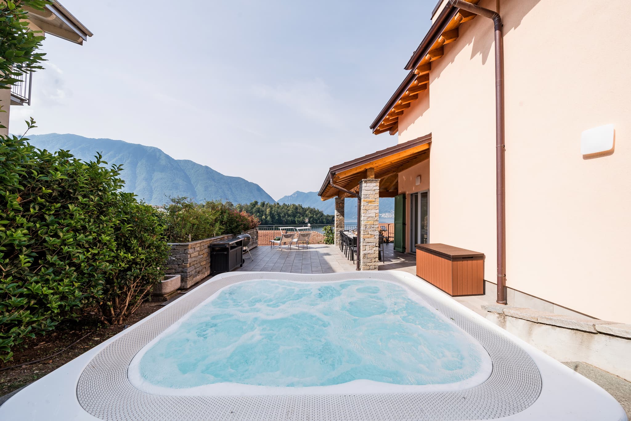 Jacuzzi