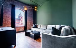 Hollyhock Suite 405: 2 beds/1 bath