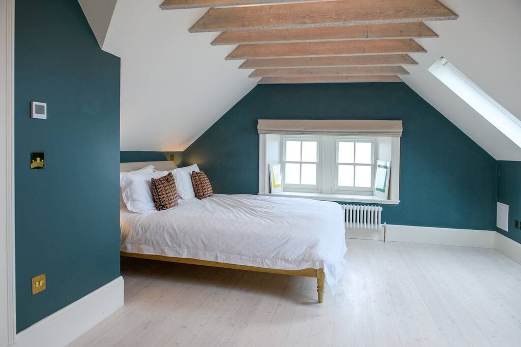 Bedroom 3: Dwarwick - with views to Dunnet Bay and a super-king bed