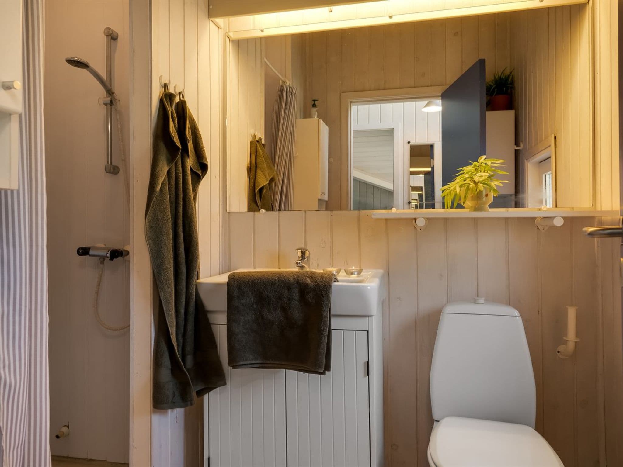 Bathroom / Wellness