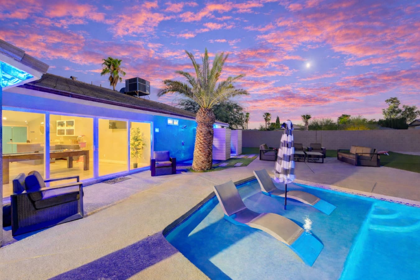 NV2017 twilight wetdeck.png