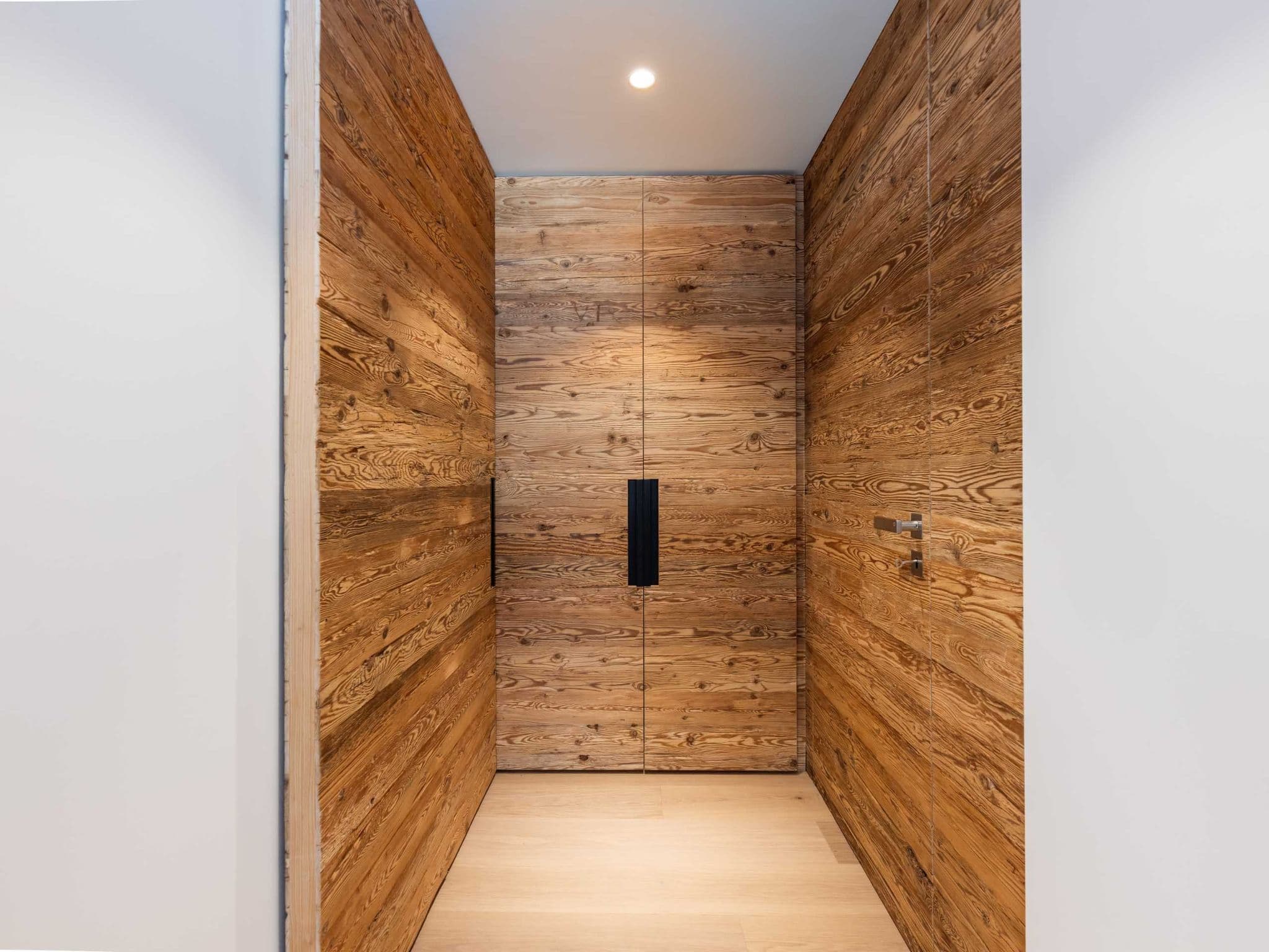 Gallery Image 15