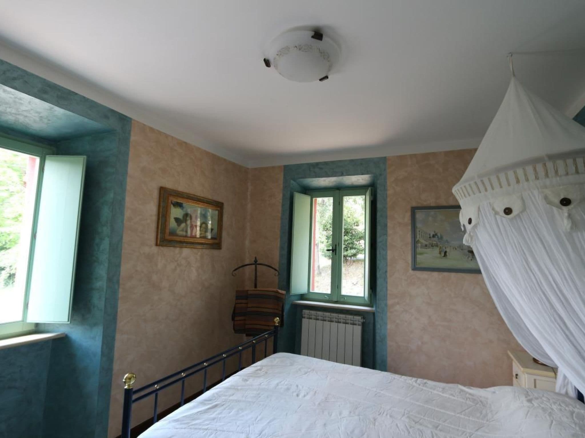 Gallery Image 10