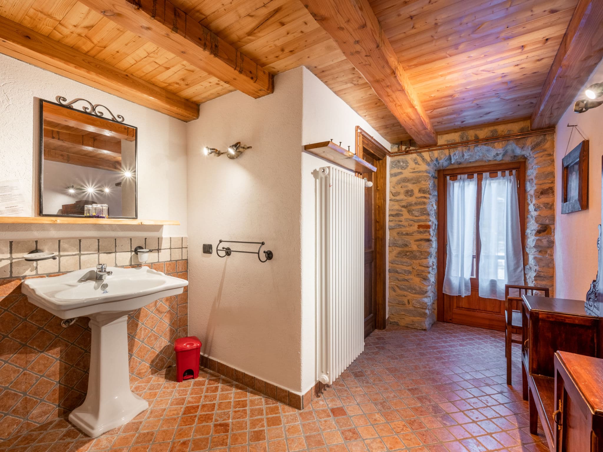 Bathroom / Wellness