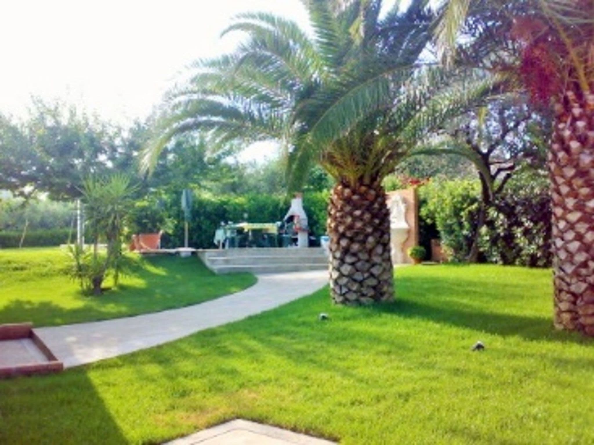 Gallery Image 25