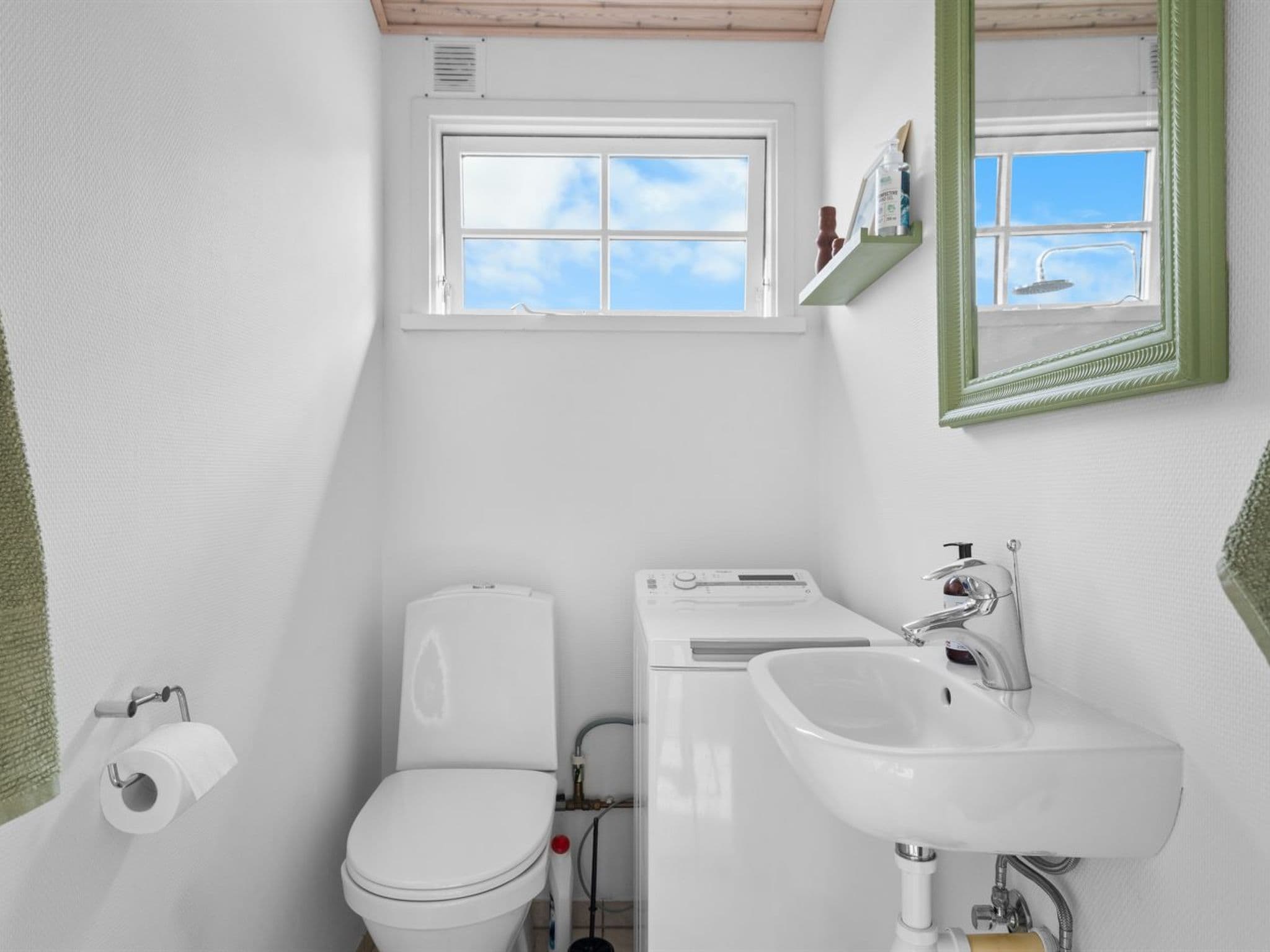 Bathroom / Wellness