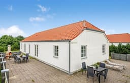 "Marjatta" - 3.2km from the sea