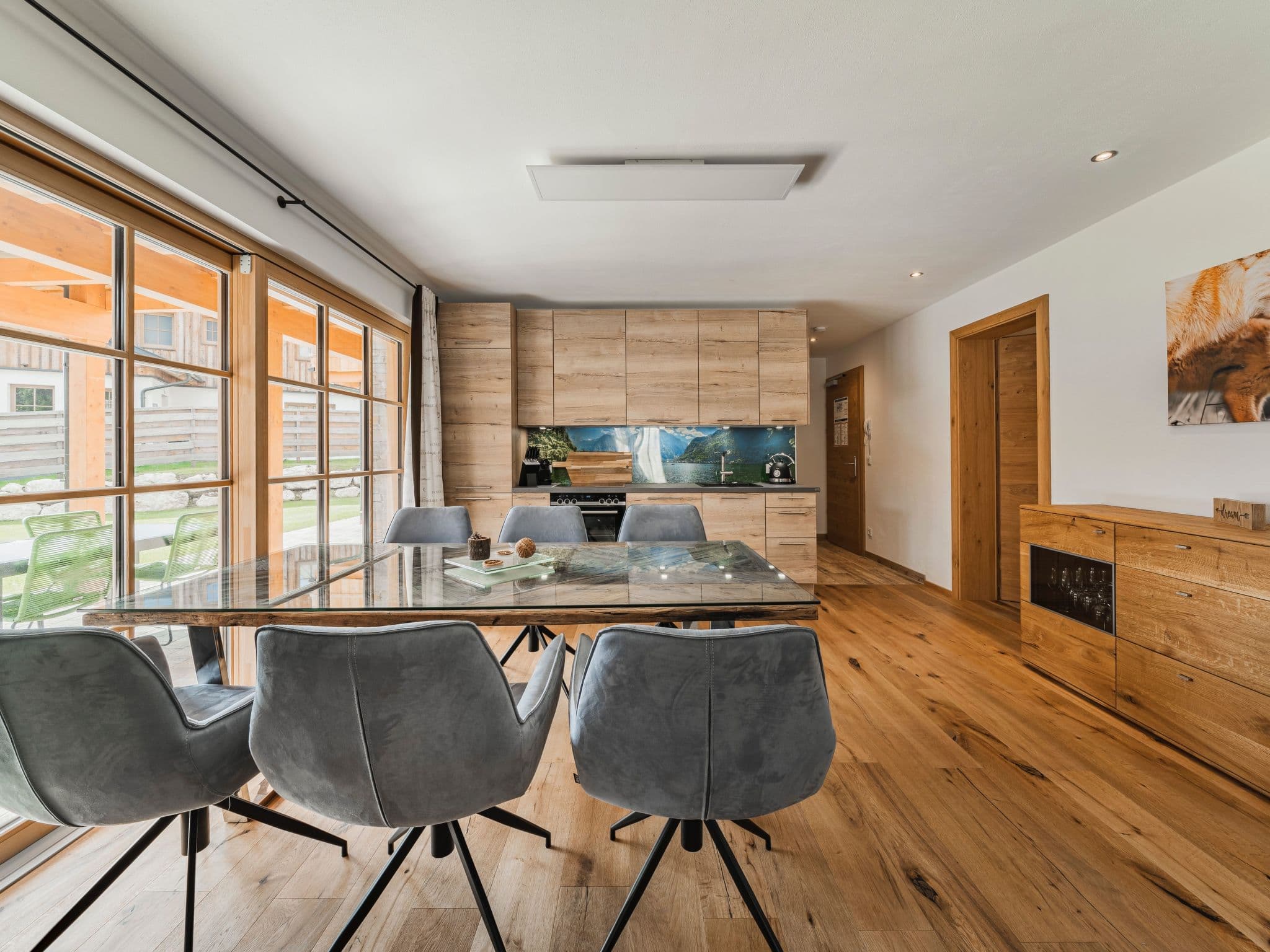 Kitchen / Dining Room