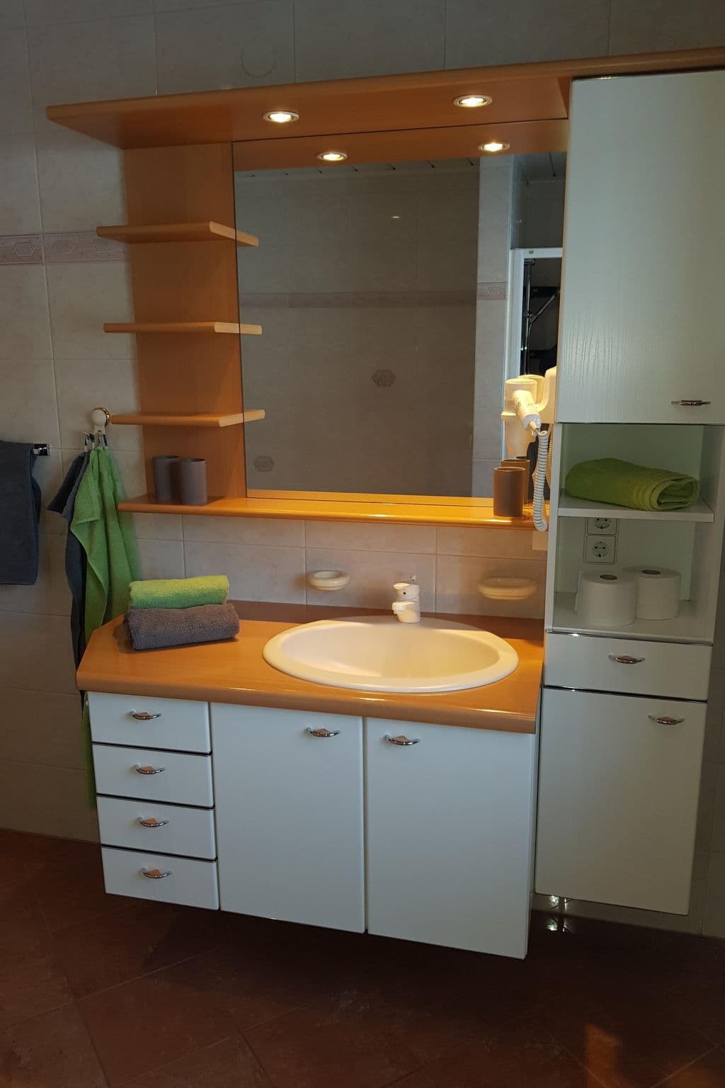 Bathroom / Wellness