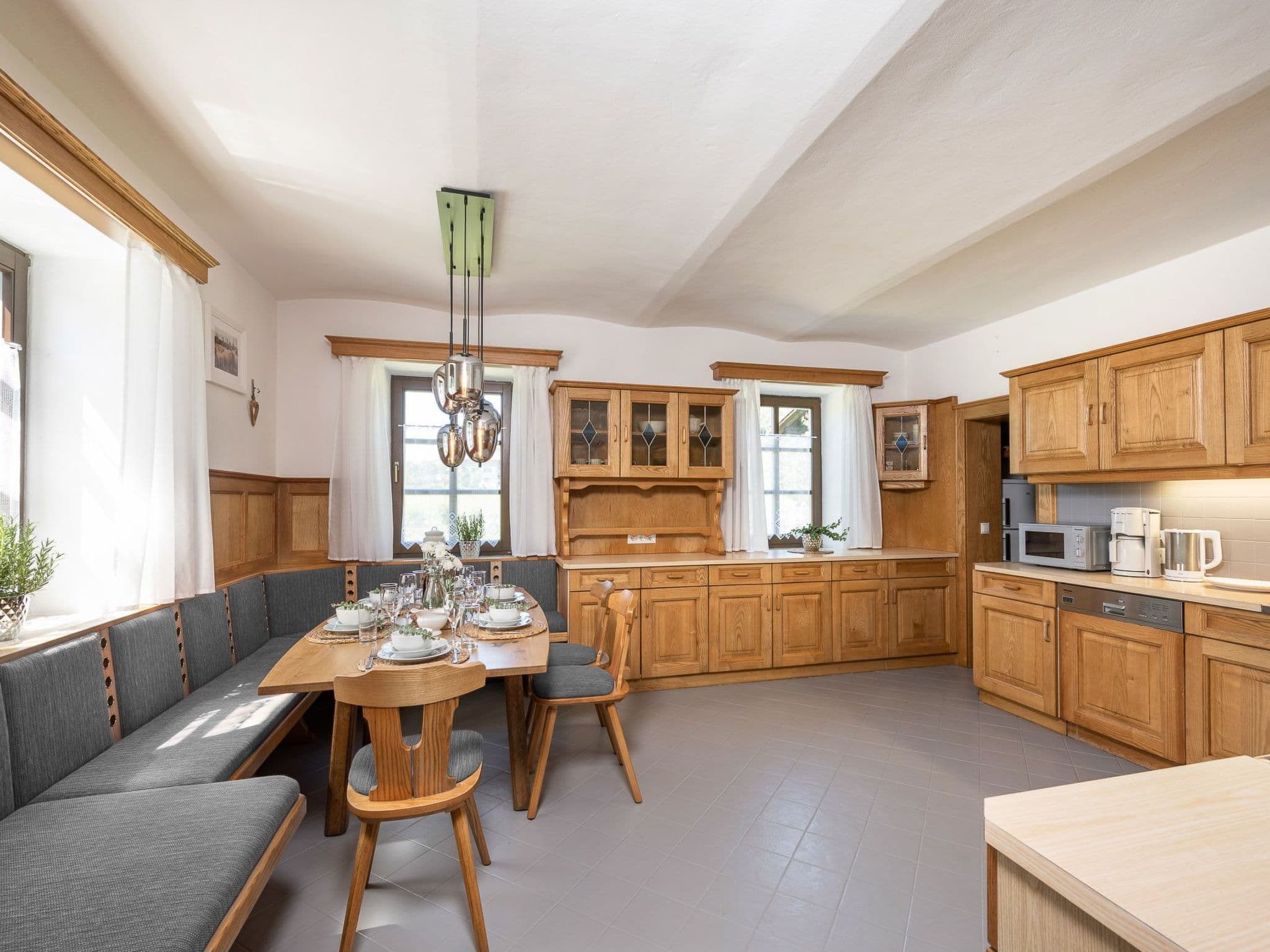 Kitchen / Dining Room