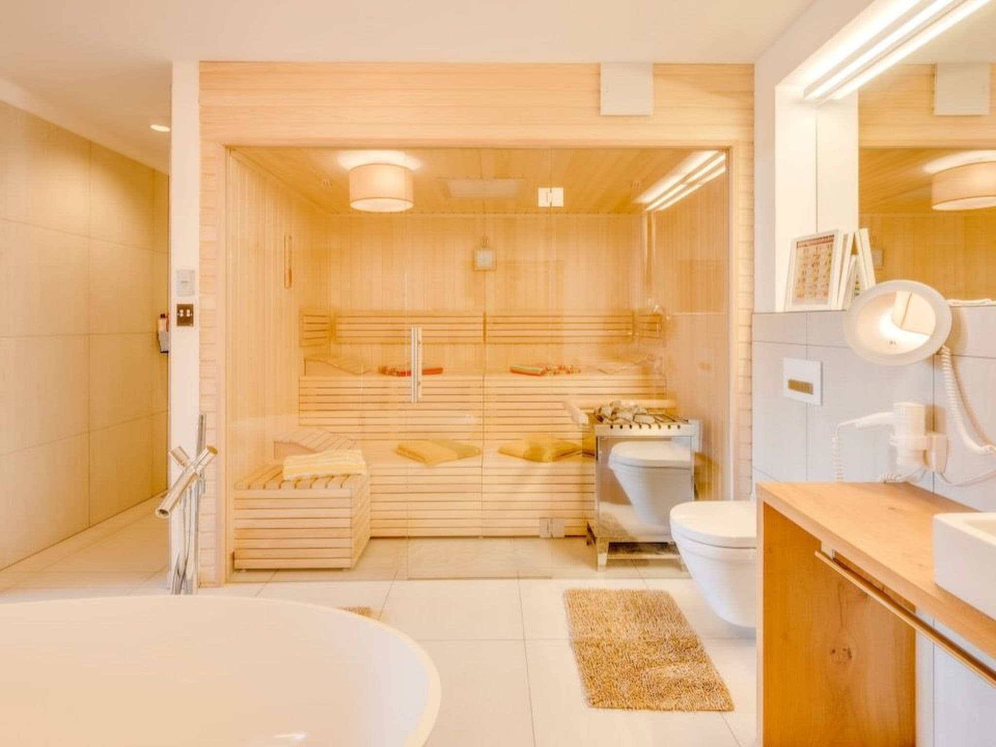 Bathroom / Wellness