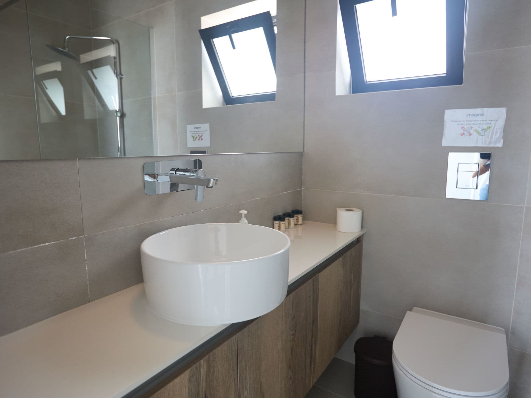 Bathroom / Wellness