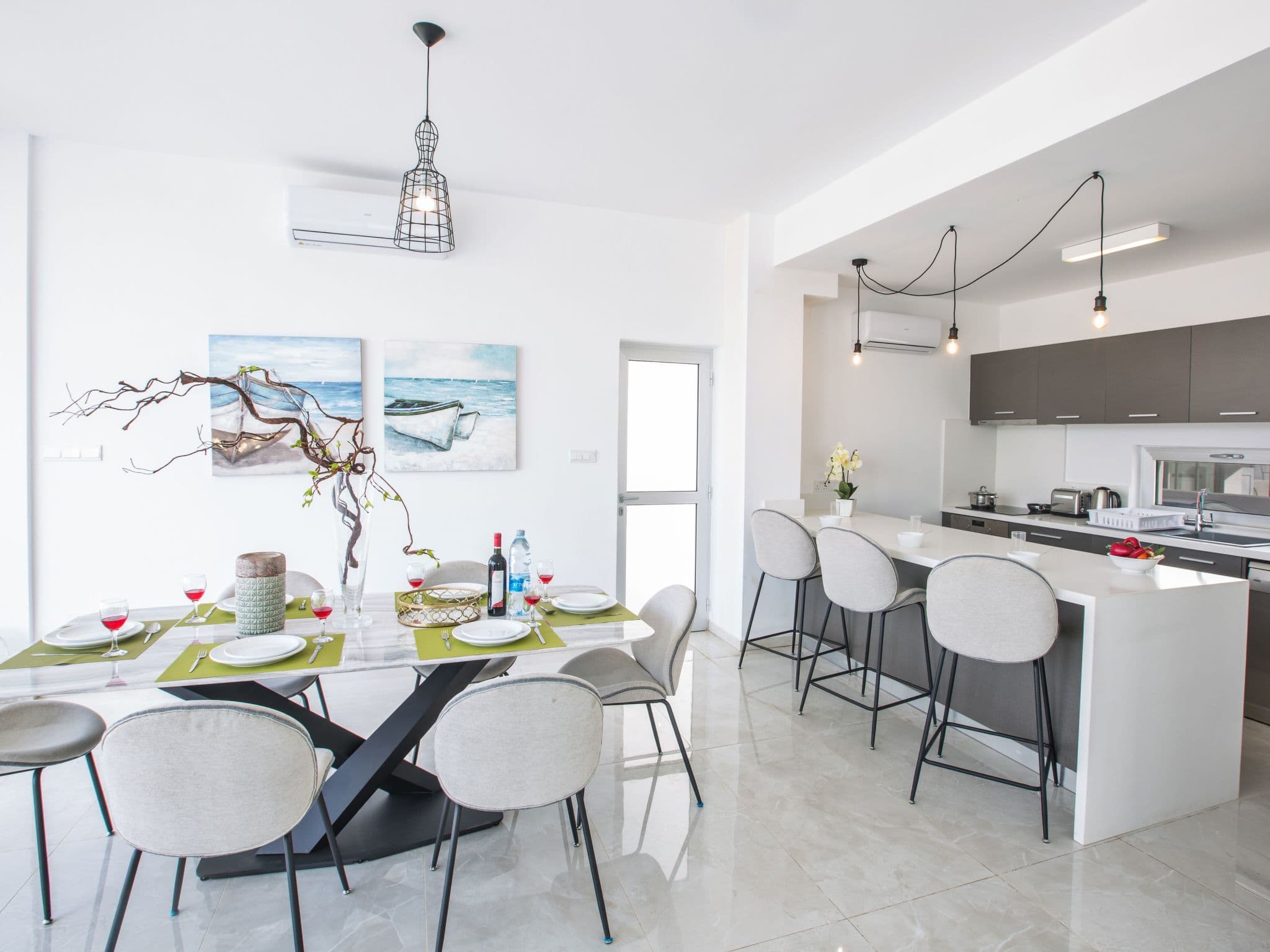 Kitchen / Dining Room
