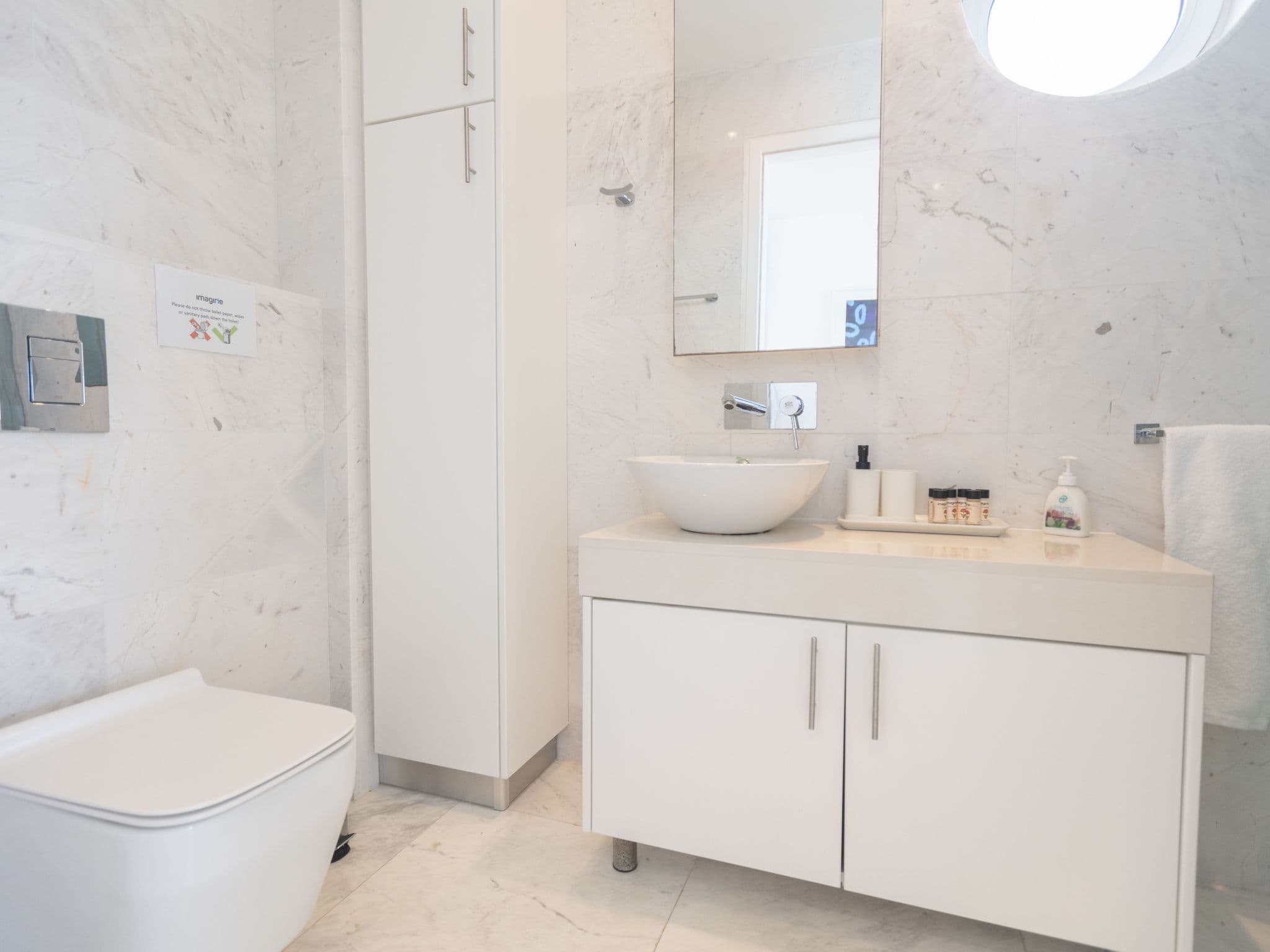 Bathroom / Wellness