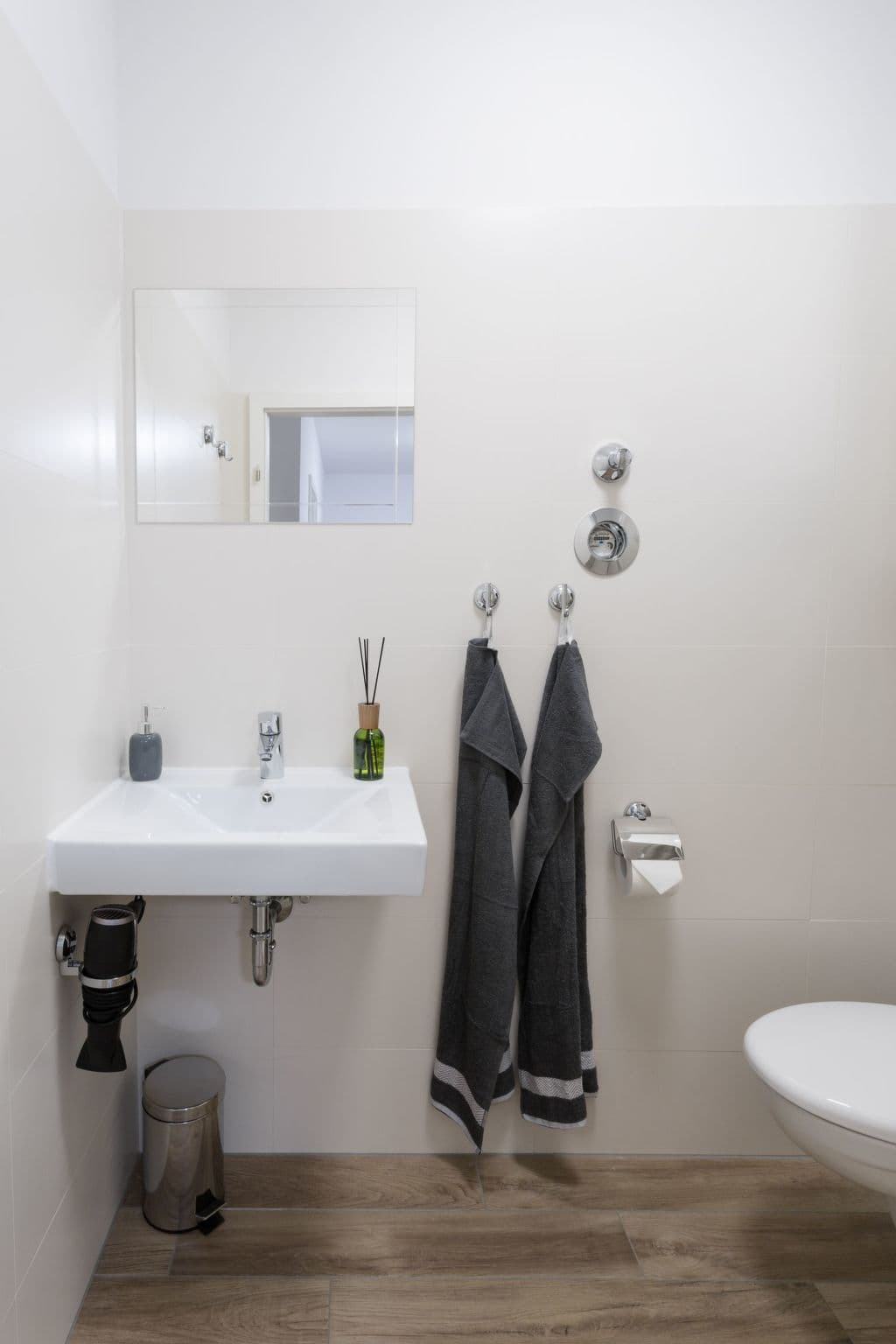 Gallery Image 9