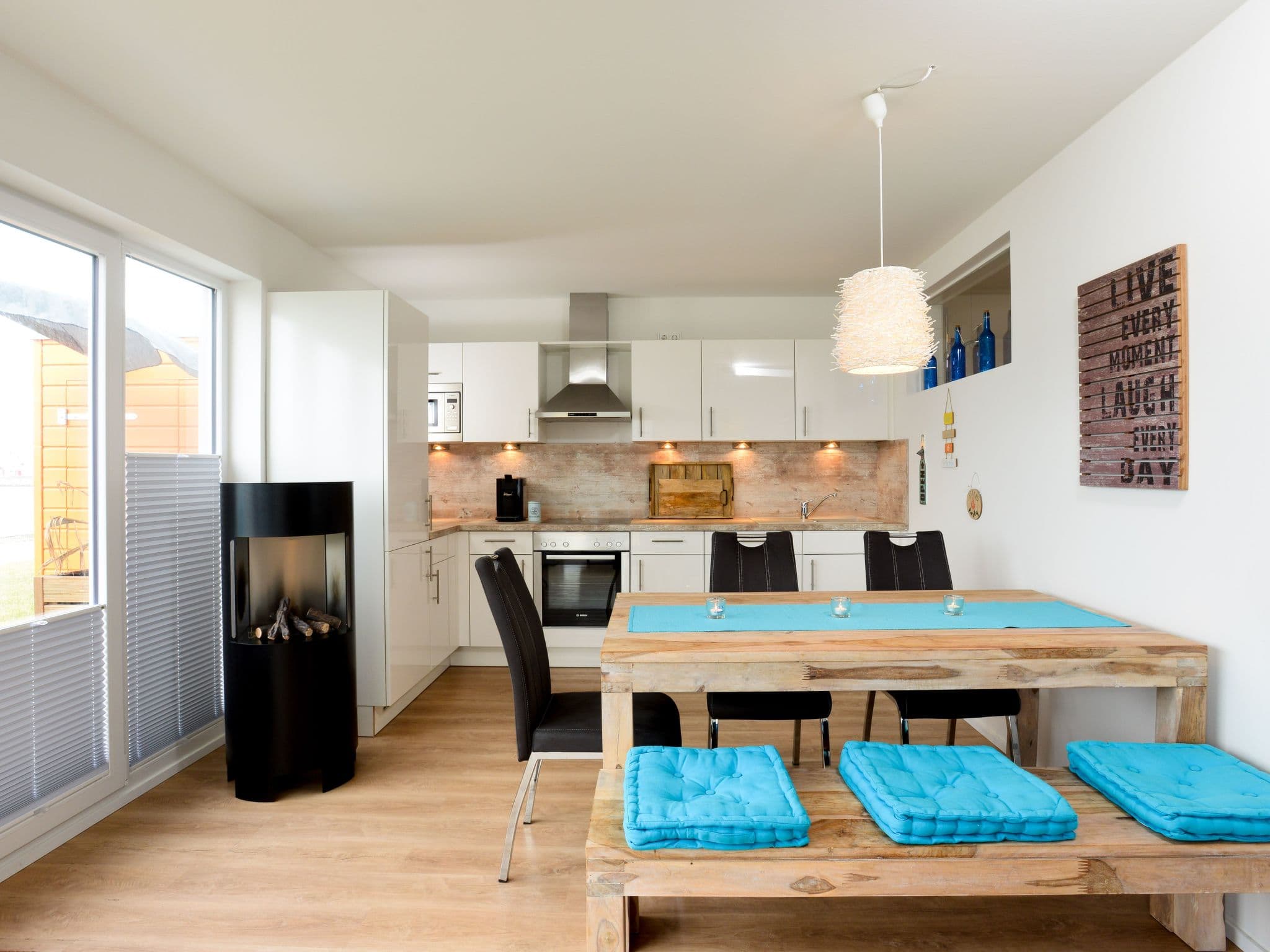 Kitchen / Dining Room