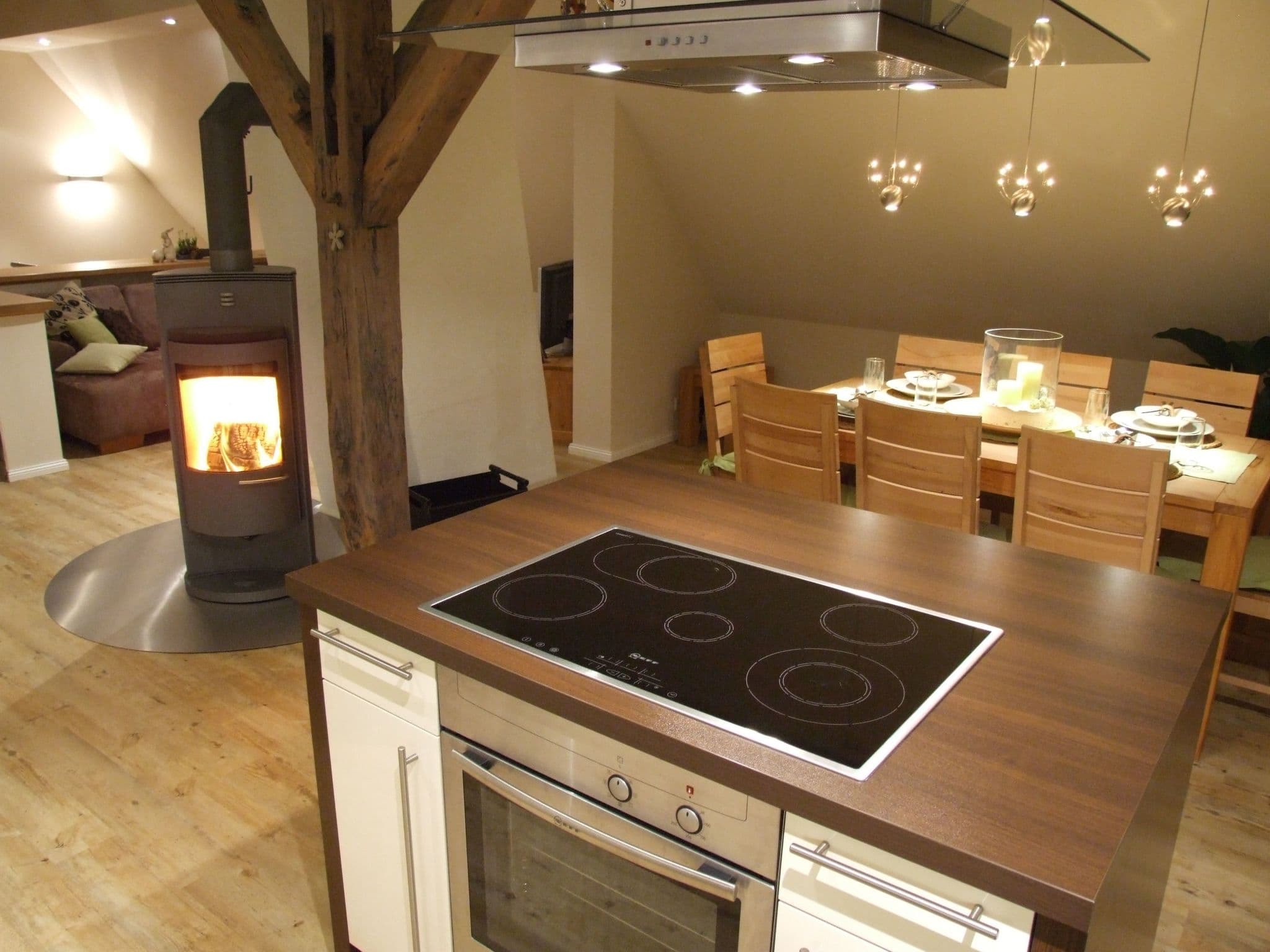 Kitchen / Dining Room