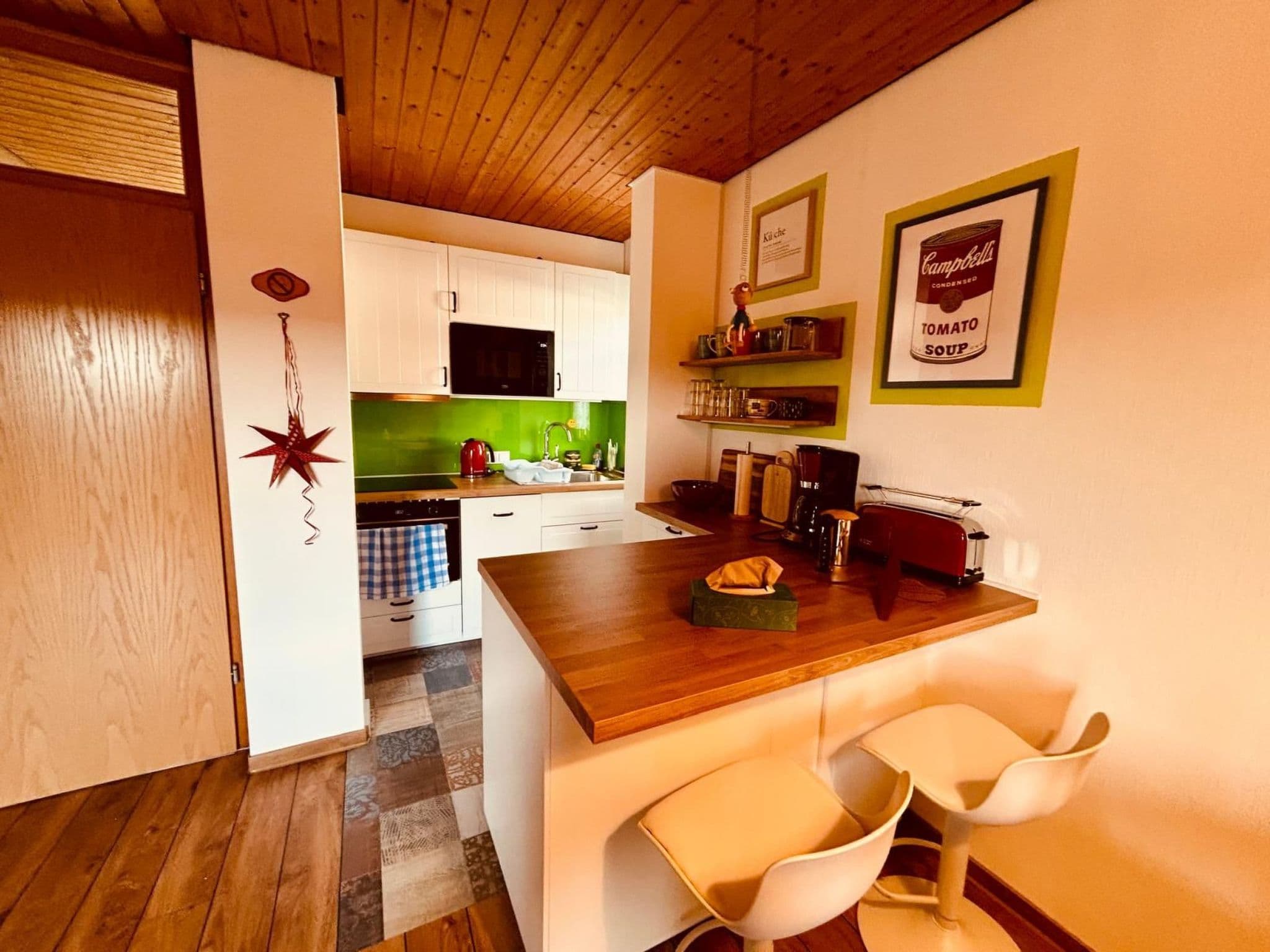 Kitchen / Dining Room