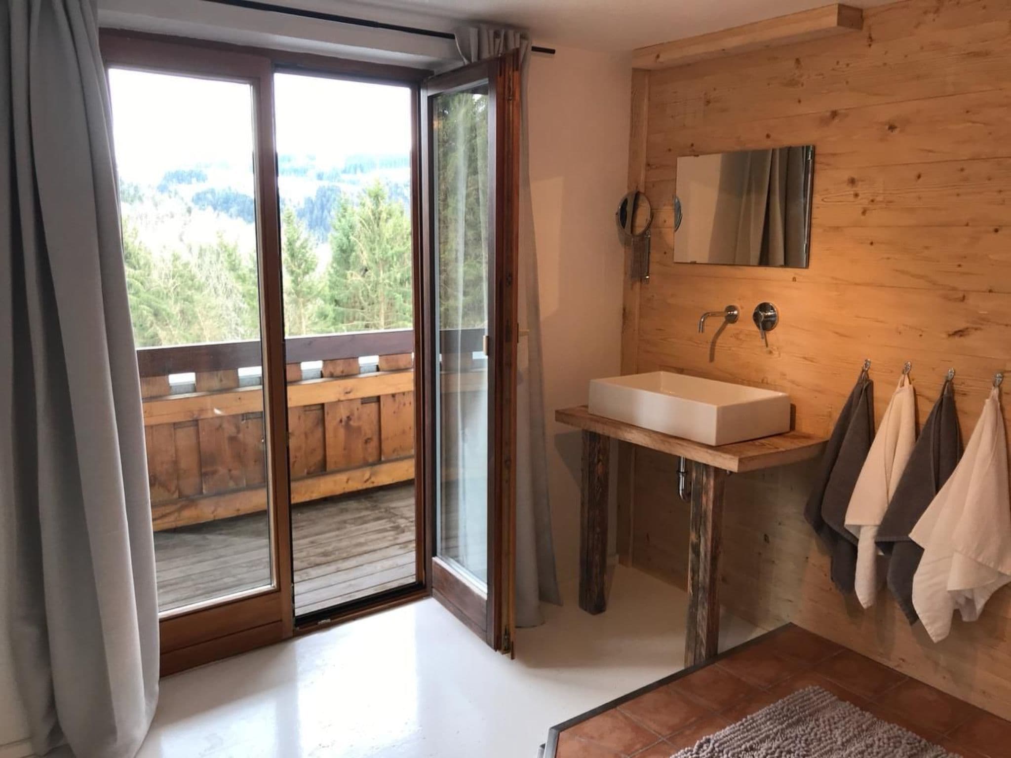 Bathroom / Wellness