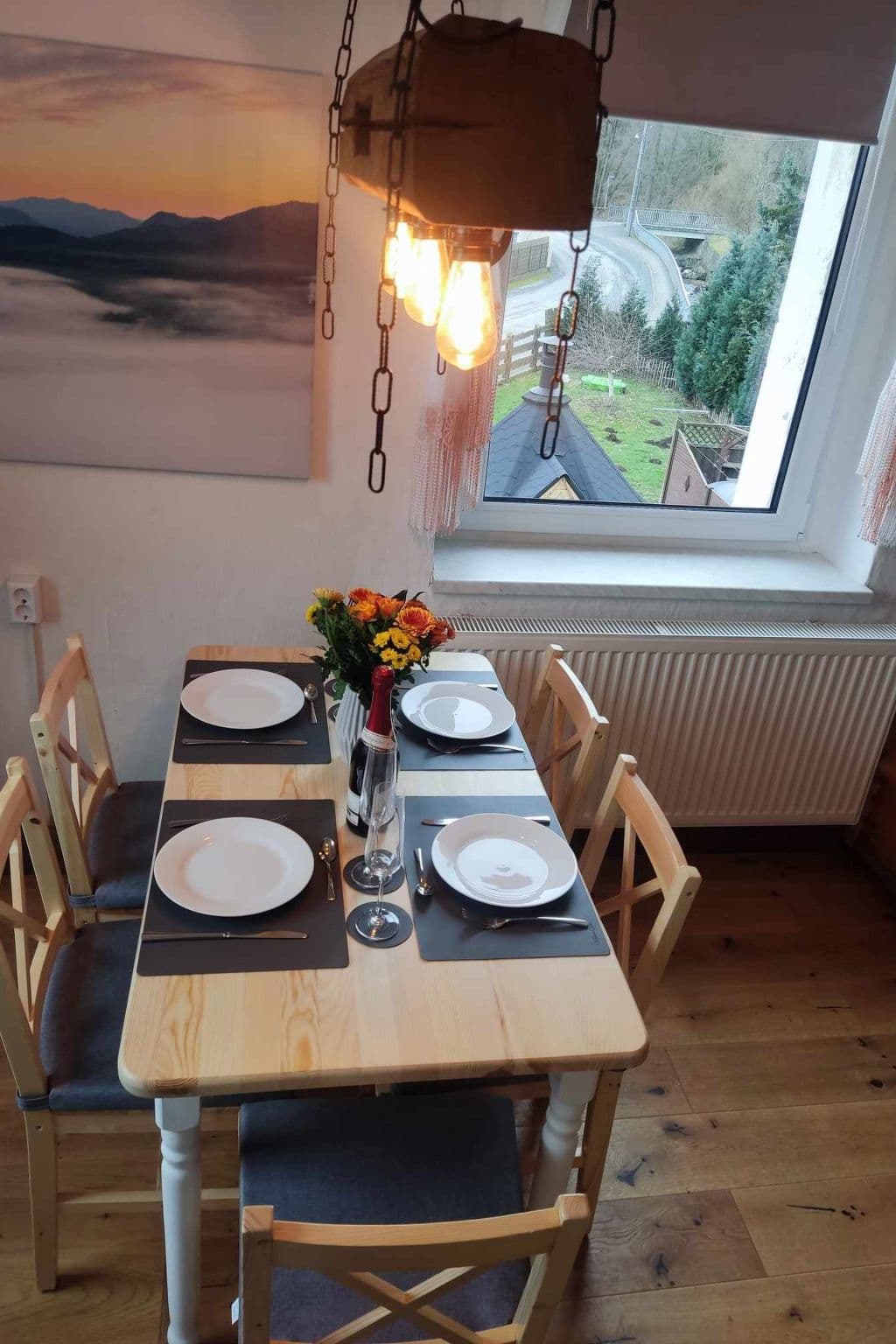 Kitchen / Dining Room