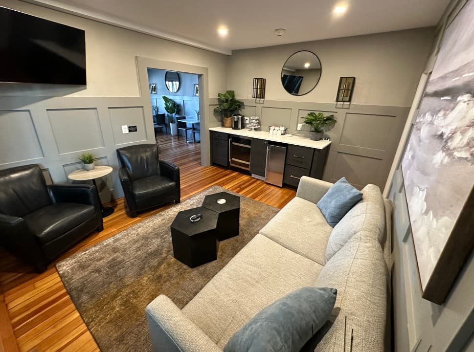 Gallery Image 12