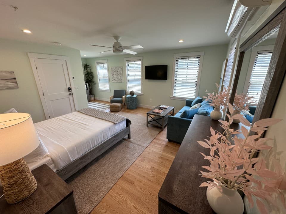 Gallery Image 14