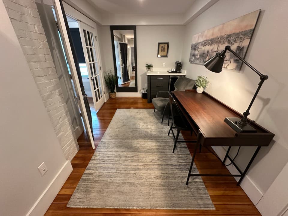 Gallery Image 10