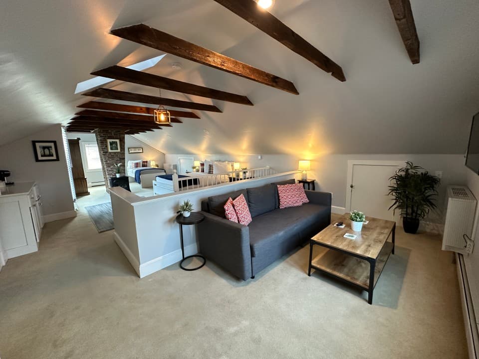 Gallery Image 9