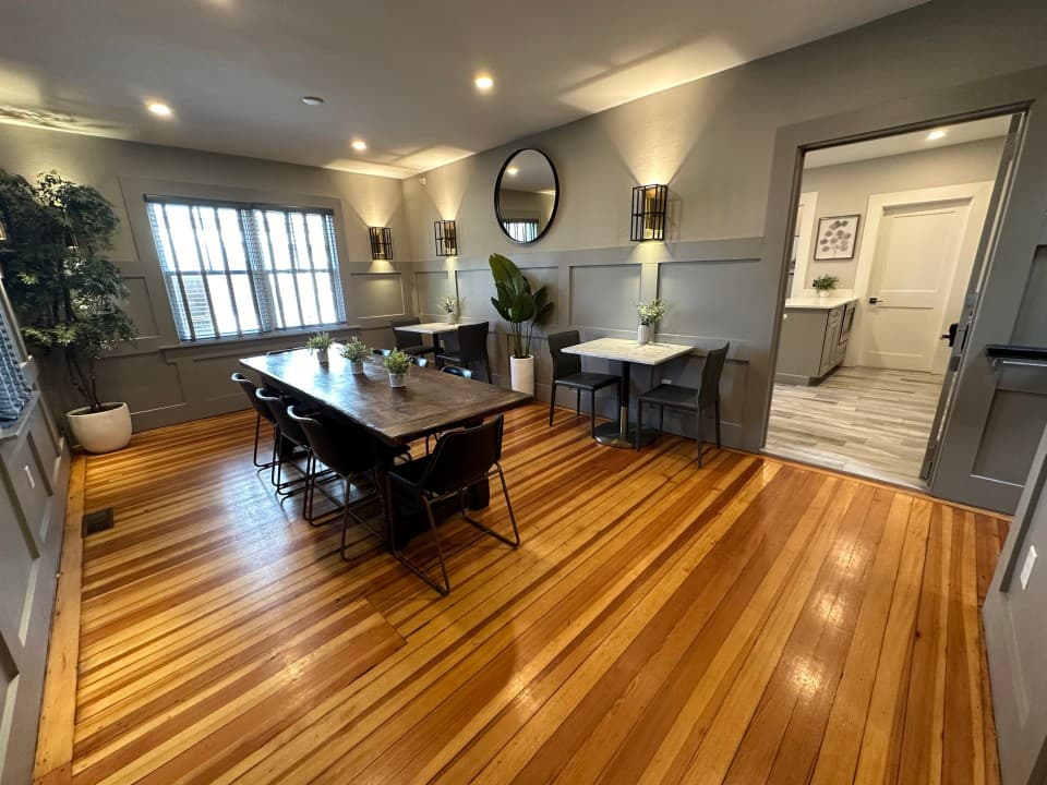 Gallery Image 15