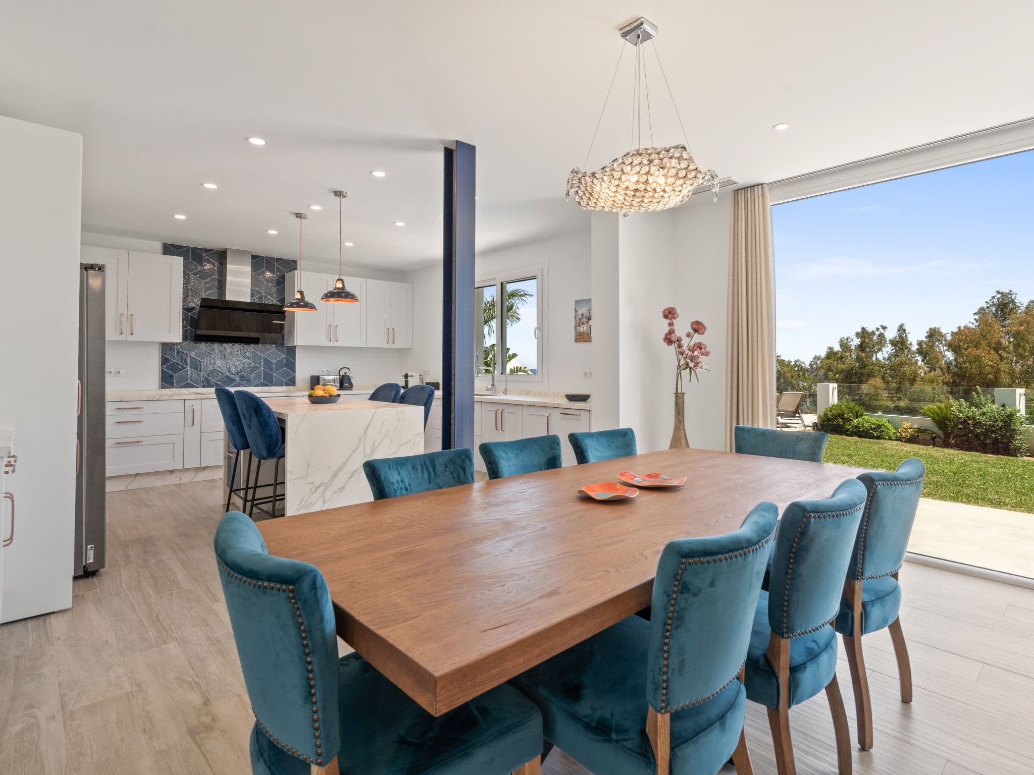 Kitchen / Dining Room